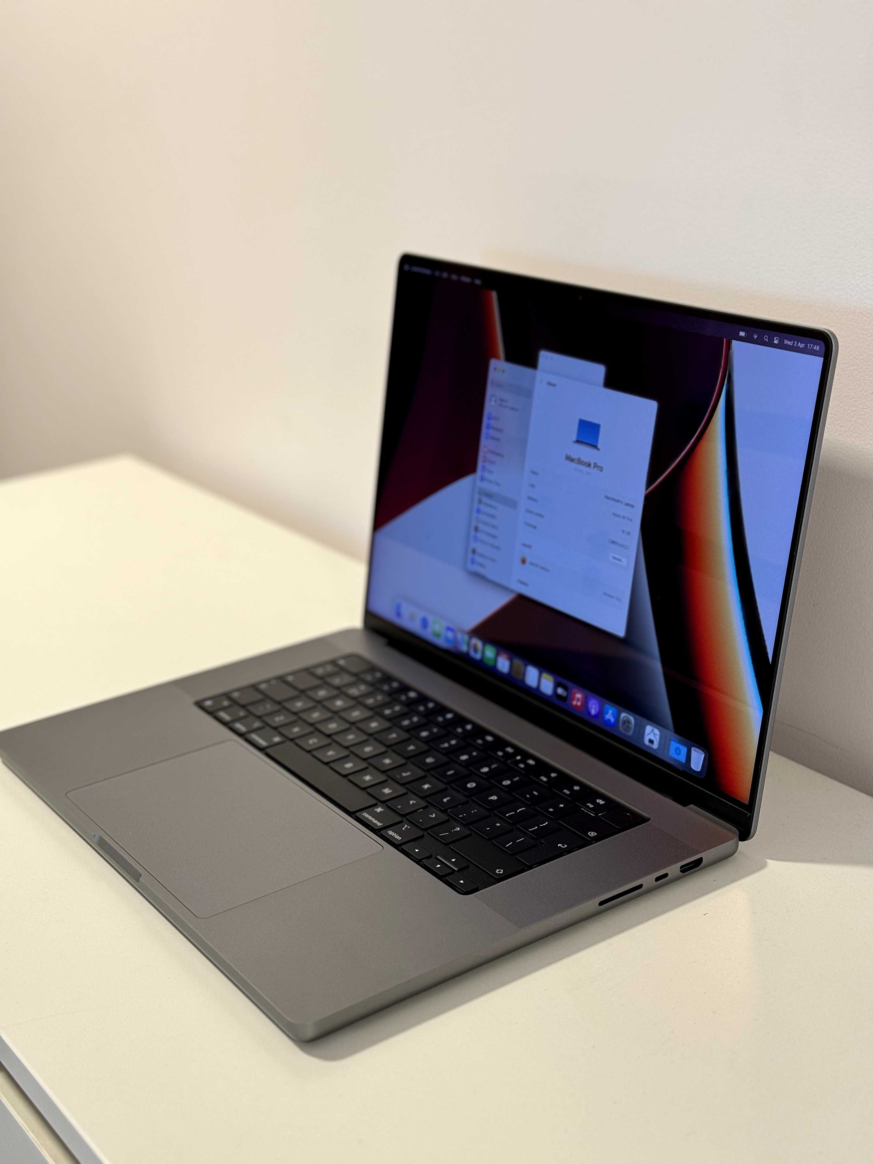 Apple MacBook M1 Pro, 2021, 16-inch, 16GB RAM,  512 GB