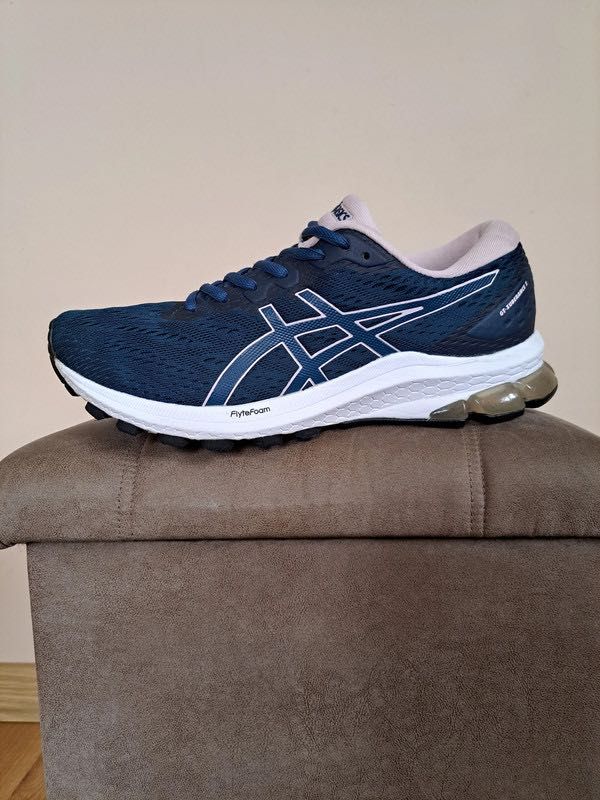 Buty Asics Gt-Xuberance 2 rozm. 40 do biegania
