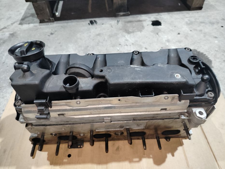 Pokrywa zaworów 2.0d. audi. Skoda. Seat