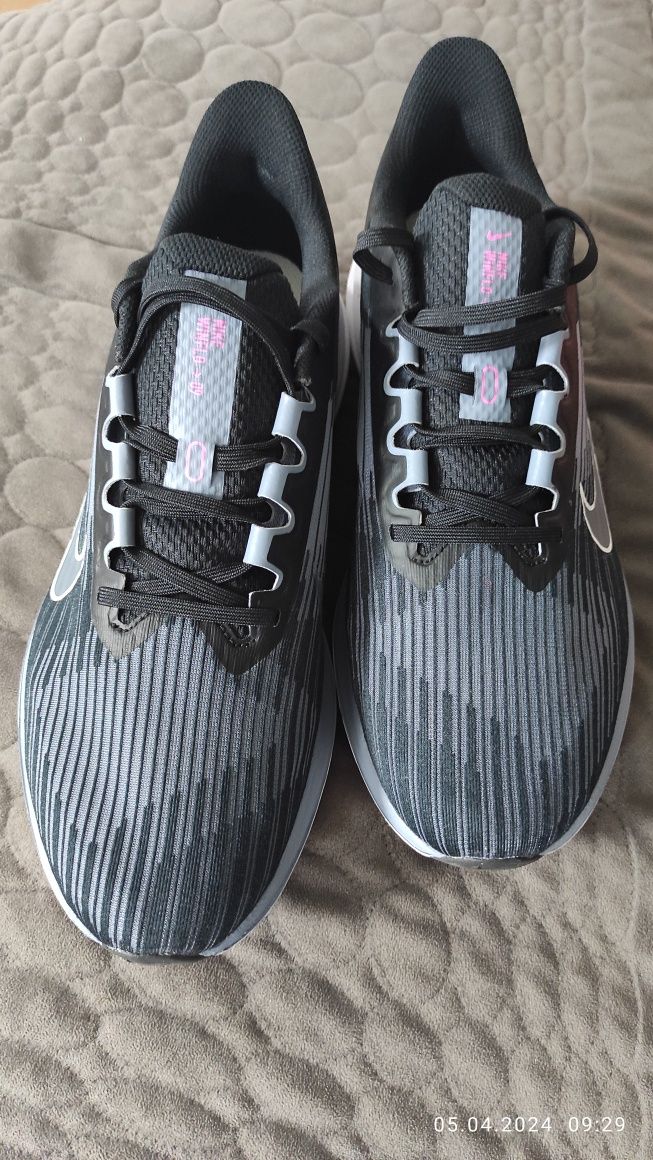 Беговые кроссовки Nike air Winflo 9, размер 11,5/45.5