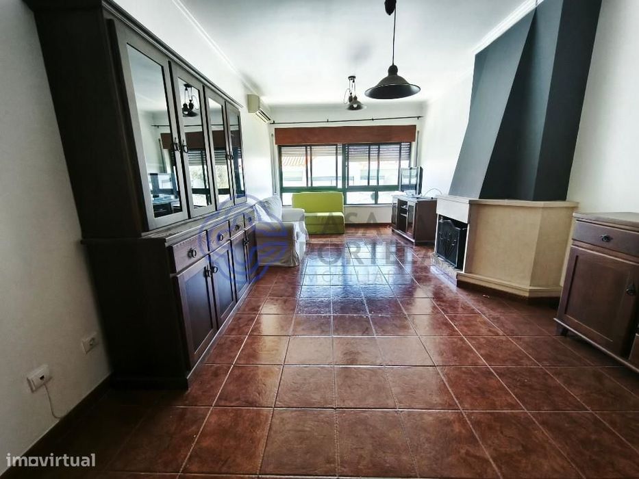 Apartamento T3 com lugar de garagem em Santarém