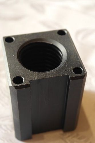 Nakrętki nośne do podnośników kolumnowych wielu producentów i modeli