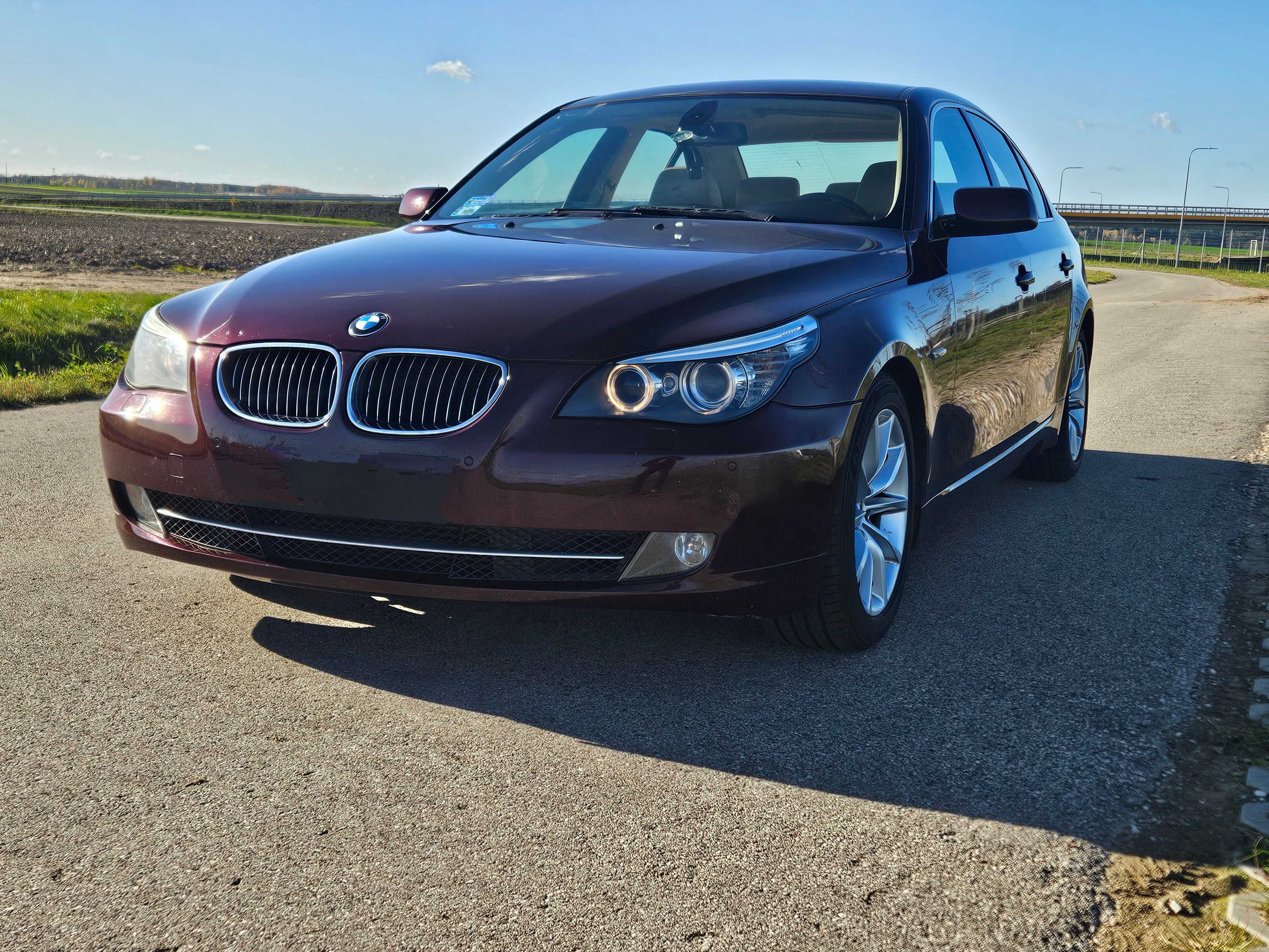 BMW E60 LCi  3.0