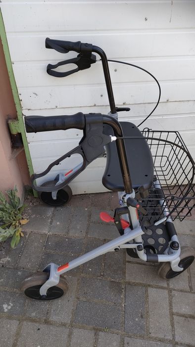 Chodzik, balkonik dla osoby niepełnosprawnej