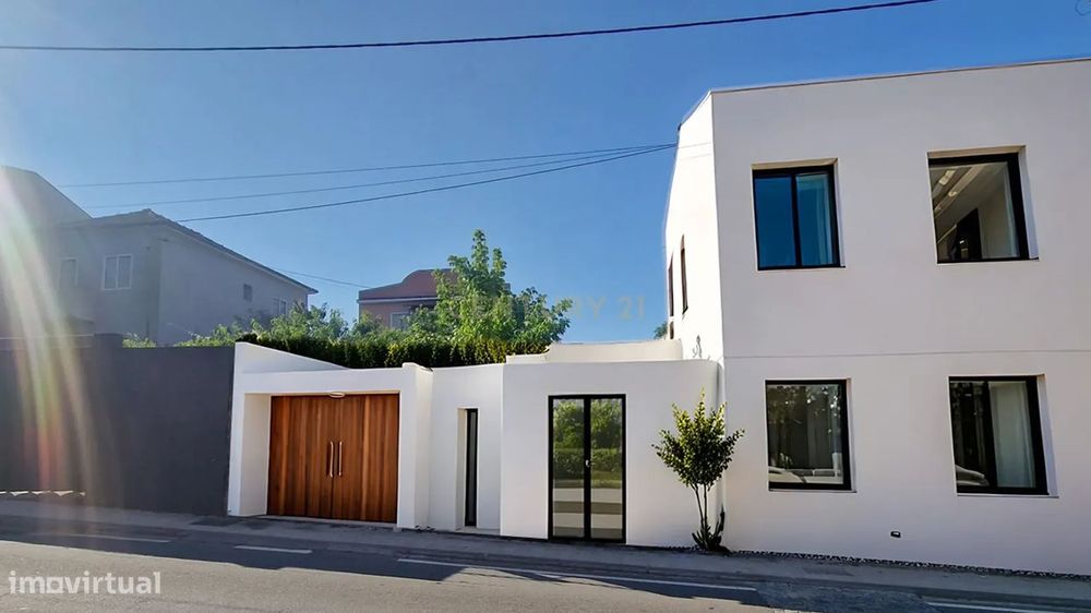 Moradia em Rio Tinto