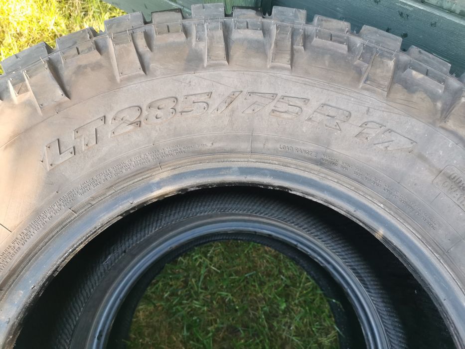 Opony wielosezonowe LT 285/75/R17. RAM