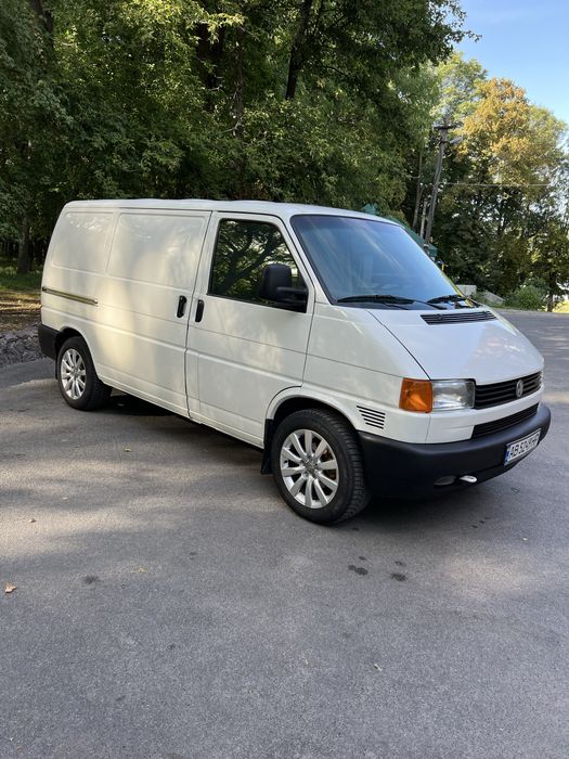 Volkswagen Т 4 2.5 TD