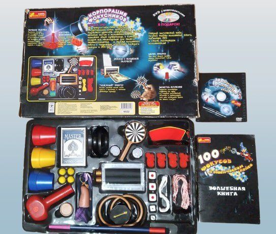 Набір «100 фокусів у магічному кейсі» від "Корпорація Фокусників"