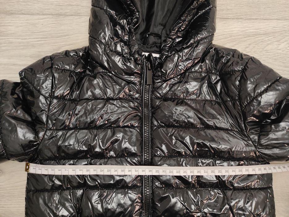 Демі куртка Reserved для дівчинки р. 122-128