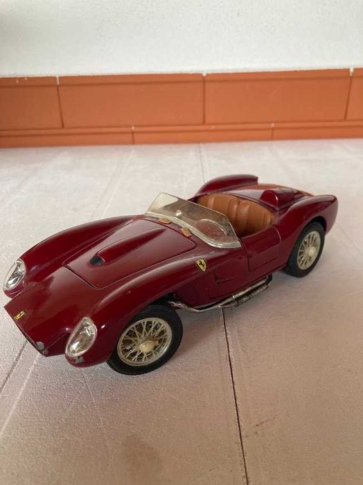 Carros metal Ferrari miniaturas