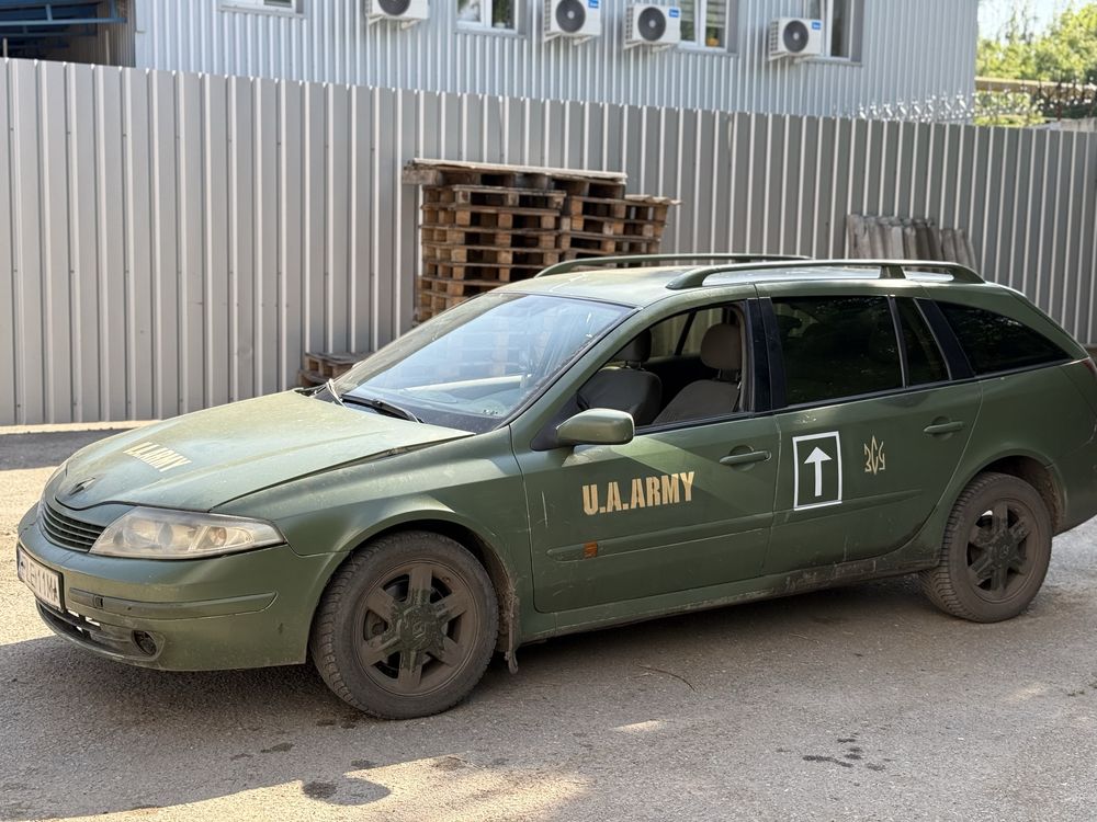 Renault Laguna универсал  1.9 дизель