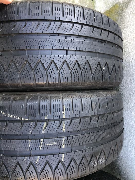 Шини Nokian i Michelin 235 55 17