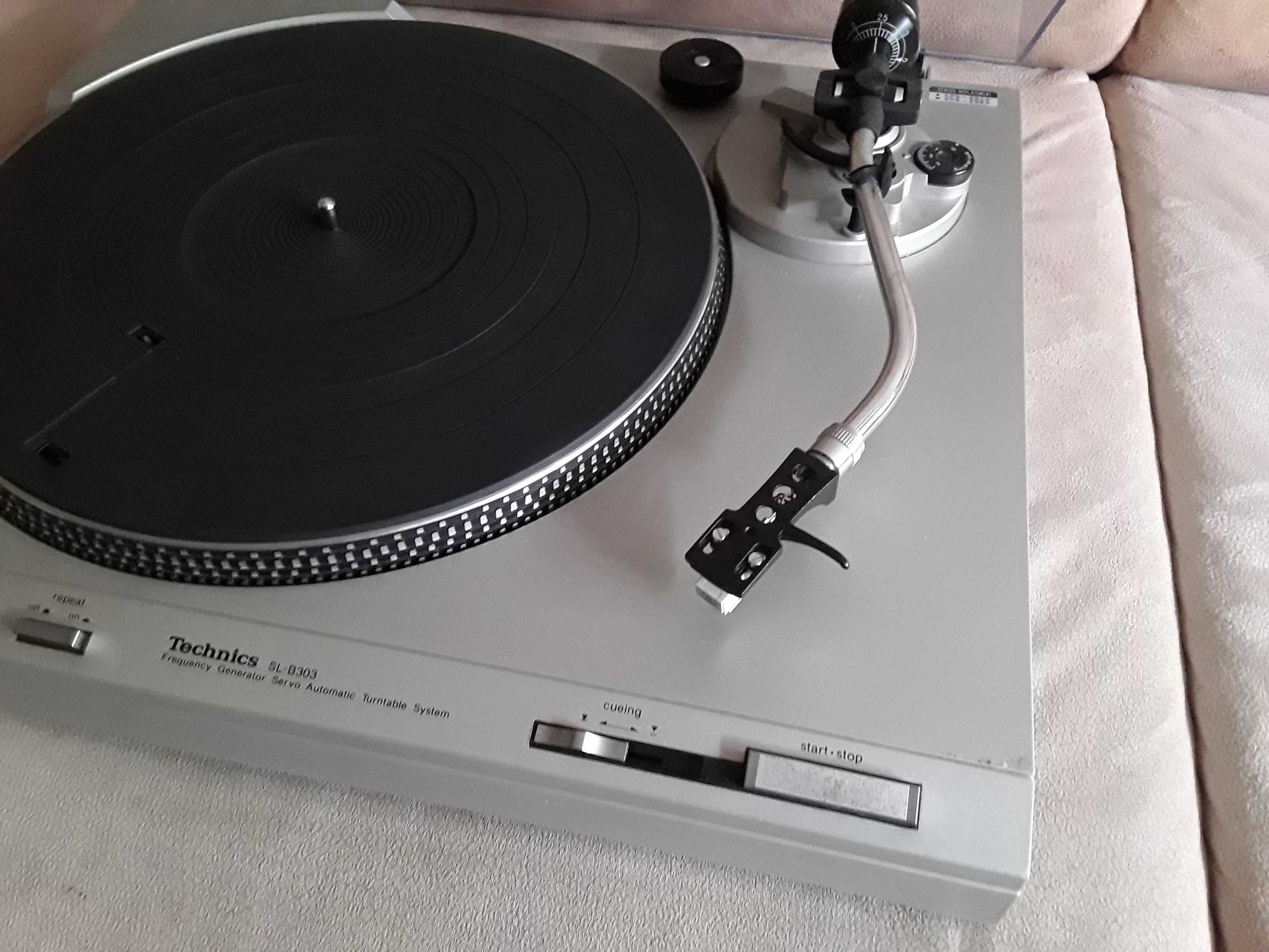 Проигрыватель винила  Technics SL-B303  (Made in Japan)