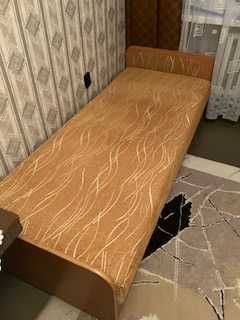 Tapczan łóżko 1 os. z pojemnikiem na pościel