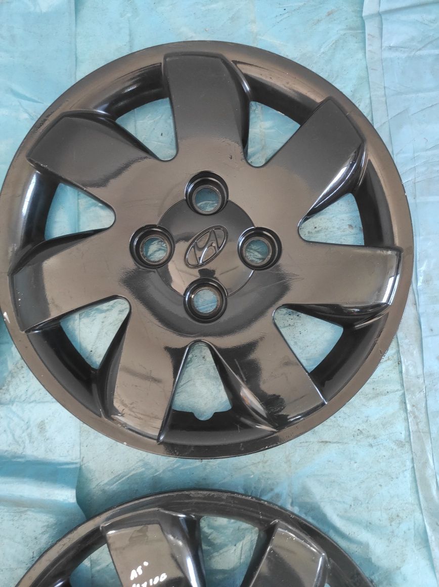 Kołpaki HYUNDAI R 15 4x100 Czarne