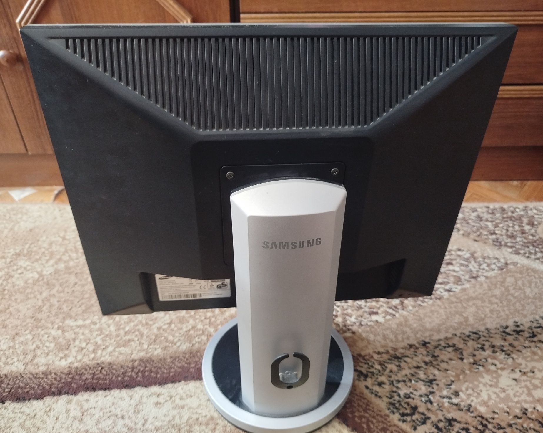 SyncMaster 203b/samsung, 20 дюймів, VGA > HDMI перехідник