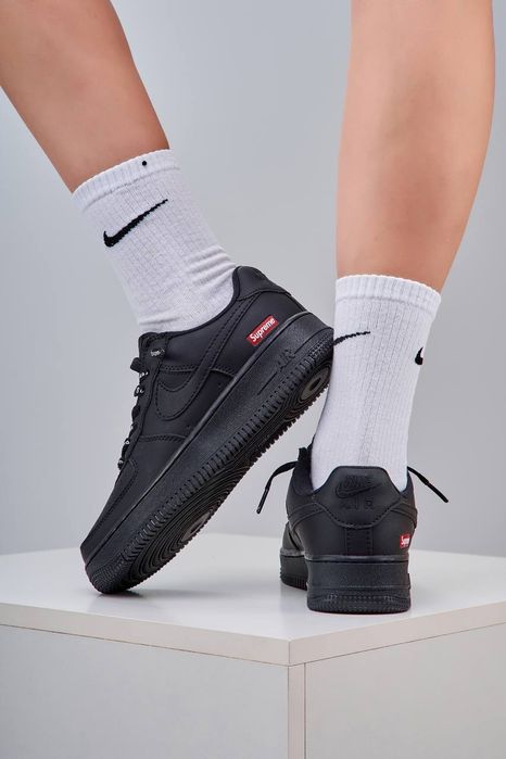 36-45 Nike Air Force 1 x Supreme Black