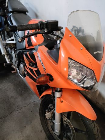 Honda CBR 125 JC 34