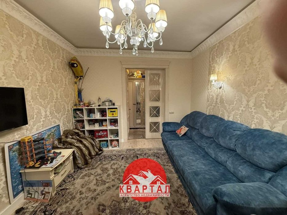 Продается 2-х комнатная полнометражная квартира на Мира