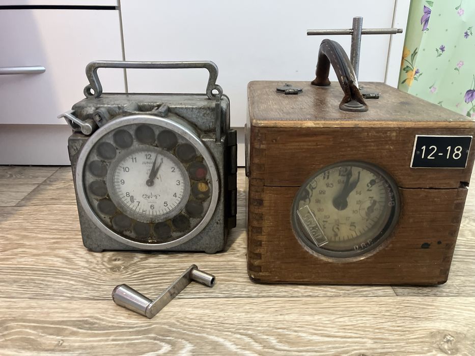 Zegary gołębiarskie do lotów Benzing i Junior Patent