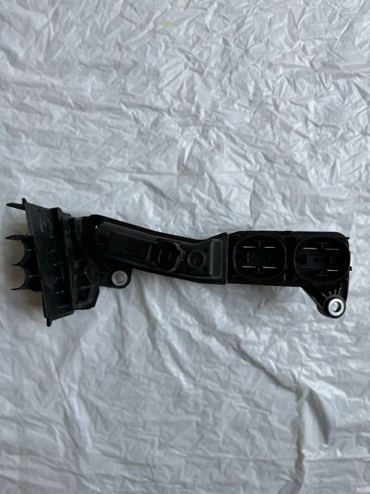 Распределитель тока BMW