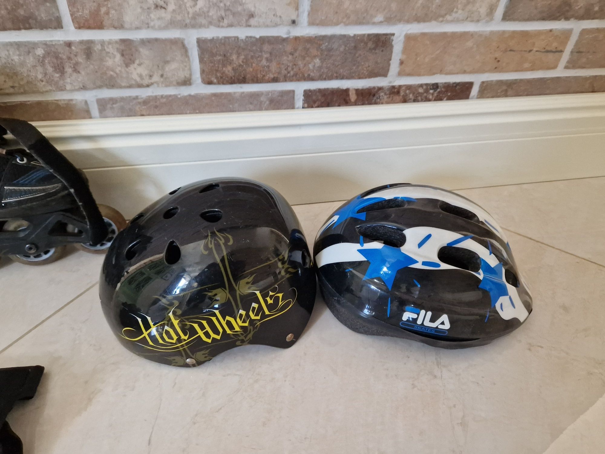 Ролики FILA One+2 шлеми+наколінники