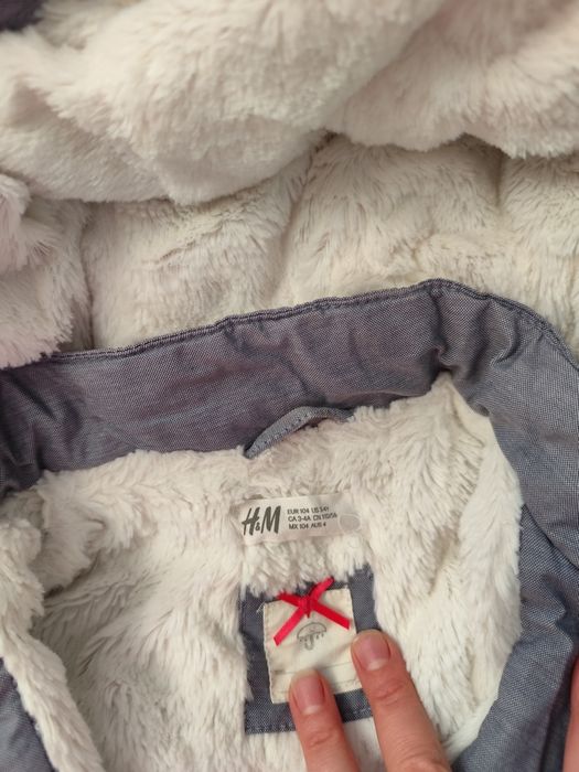 Дві парки на дівчинку на три роки