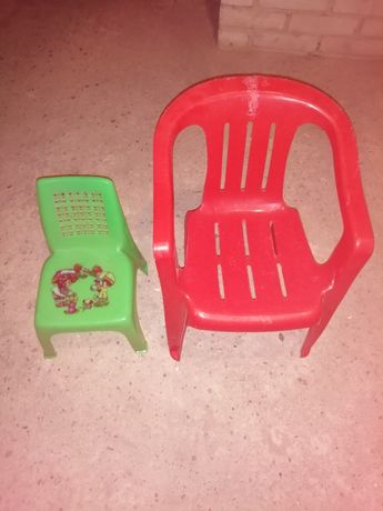 Krzesełeczka dziecięce