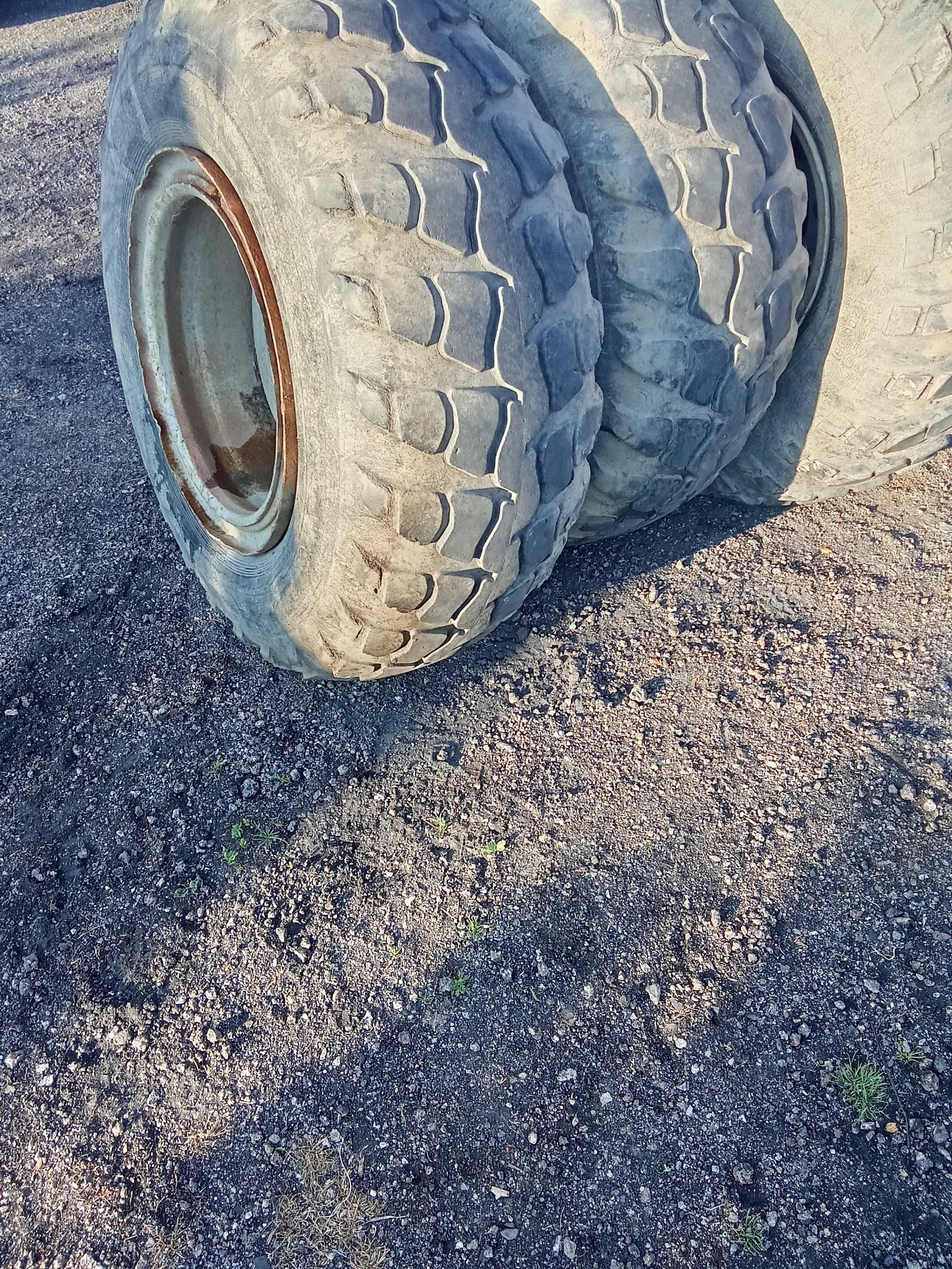 Opony 14.9-28 ursus c360