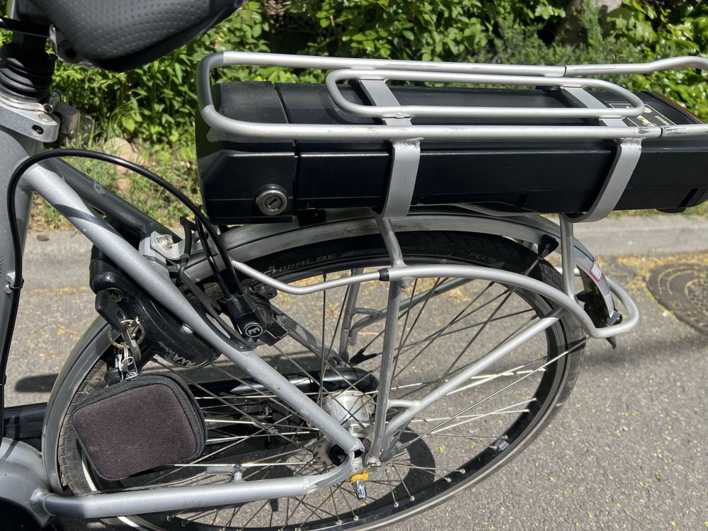 Rower elektryczny BATAVUS 36V centralny YAMAHA NEXUS hydraulika /B