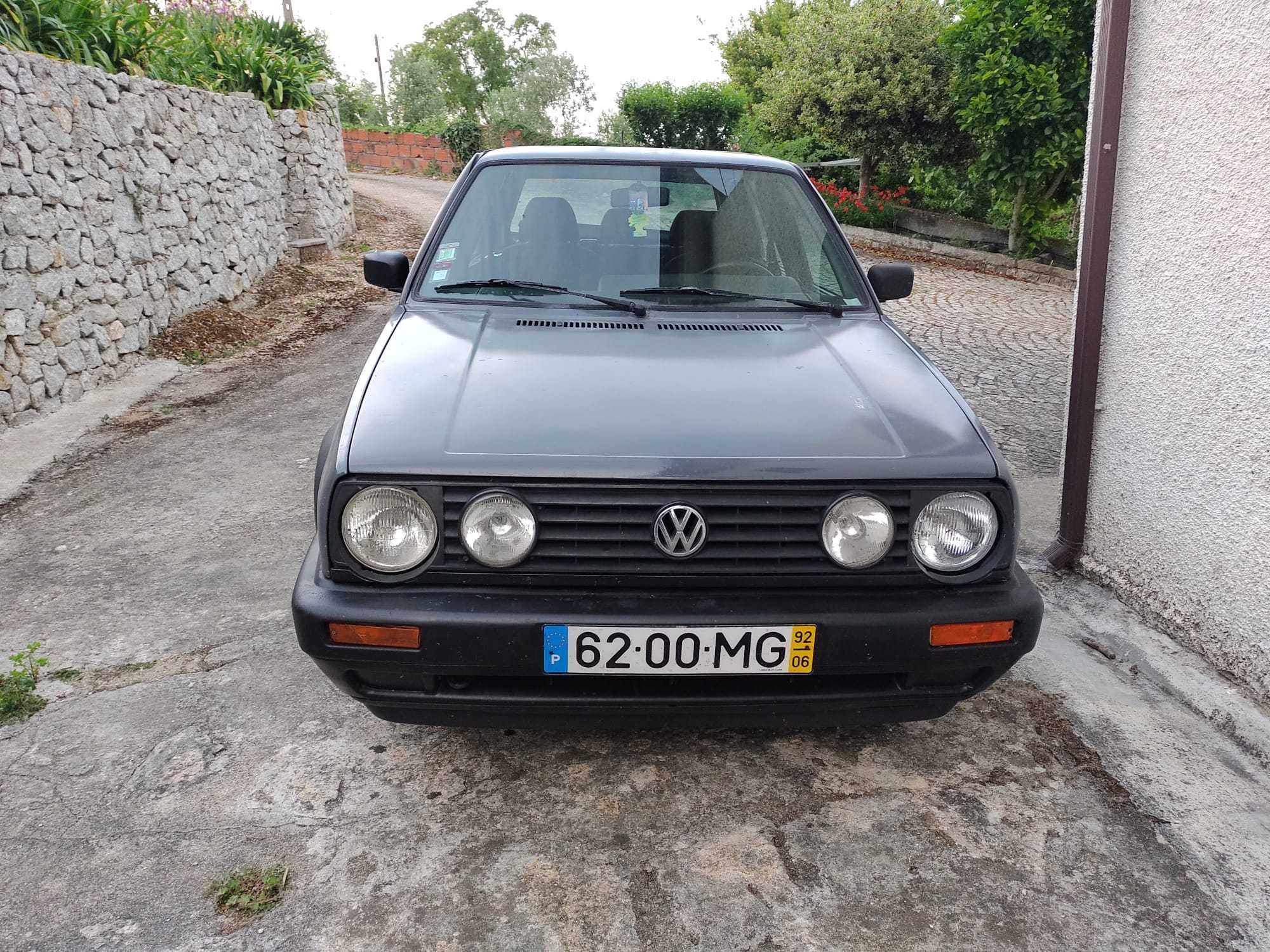 Vendo  Volkswagen Golf mk2 portas 1992
Distribuição mudada