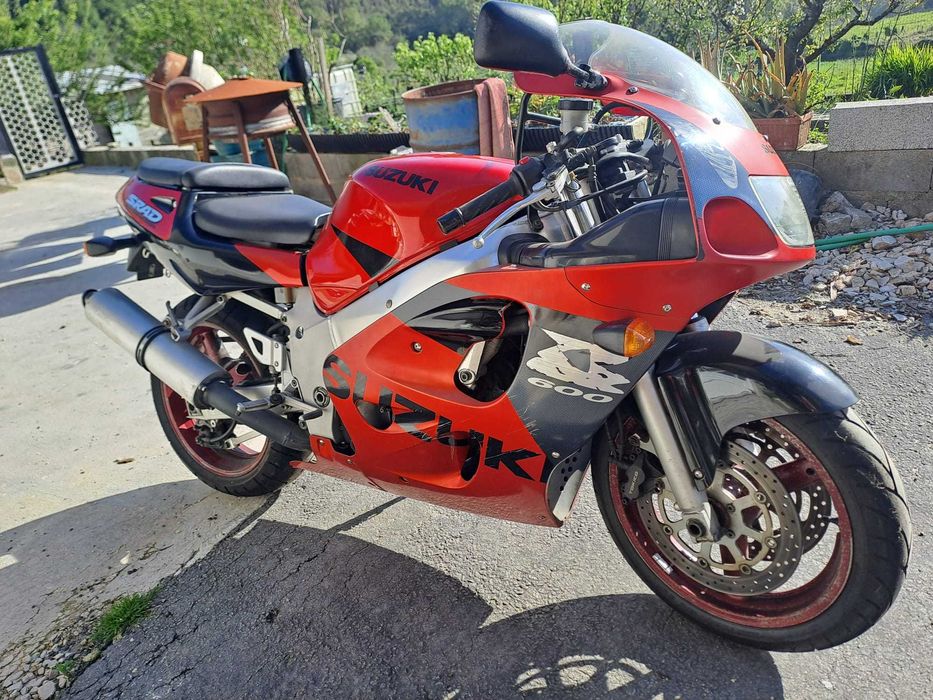 Suzuki GSX R 600