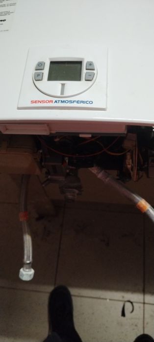Vendo esquentador termóstatico atmosférico GPL 11L vulcãno avariado