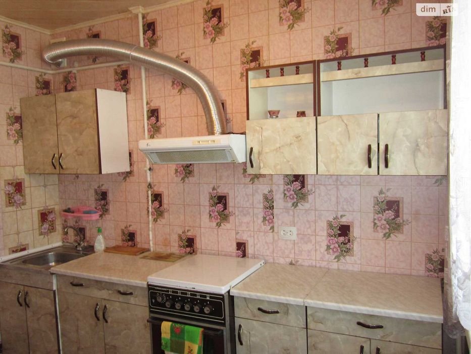 Продам 1к.улучшенку,хорошее жилое,Рогань,ул.92 бригады 48б,1\9,пл.38м2