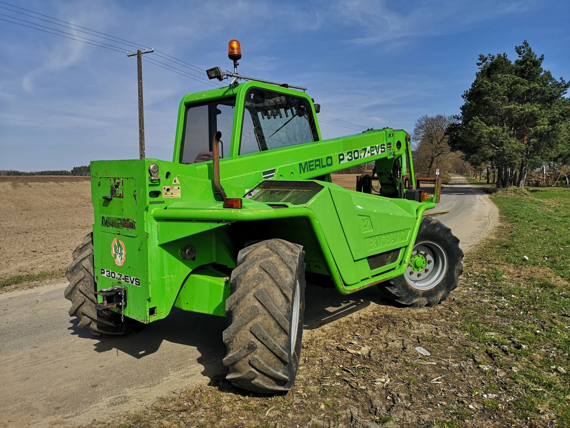 Ładowarka teleskopowa Merlo P 30.7 EVS