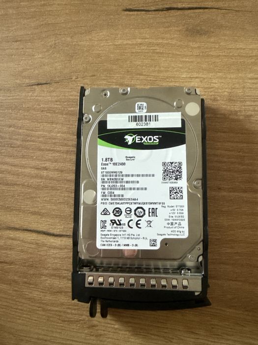 Seagate Exos 1.8TB 10E2400 dysk serwerowy z kieszenią