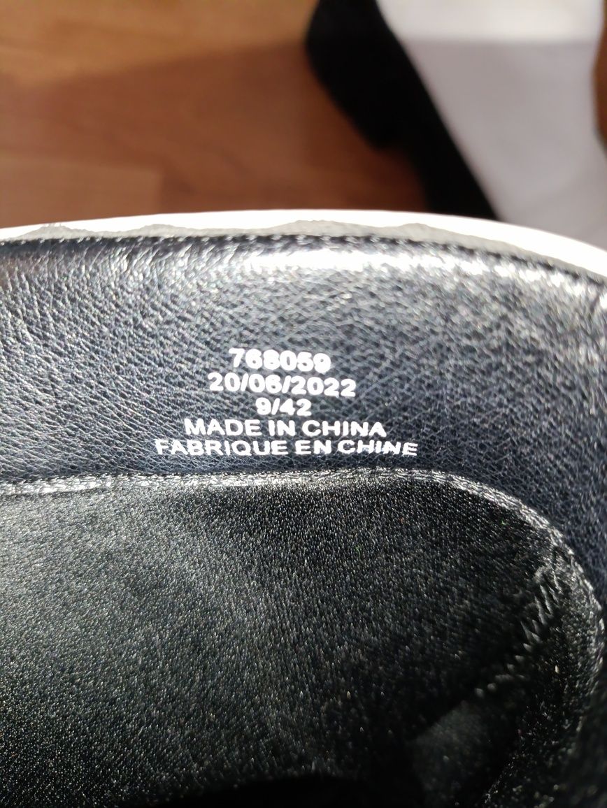 Жіночі ботильони RIVER ISLAND. На грубій підошві .