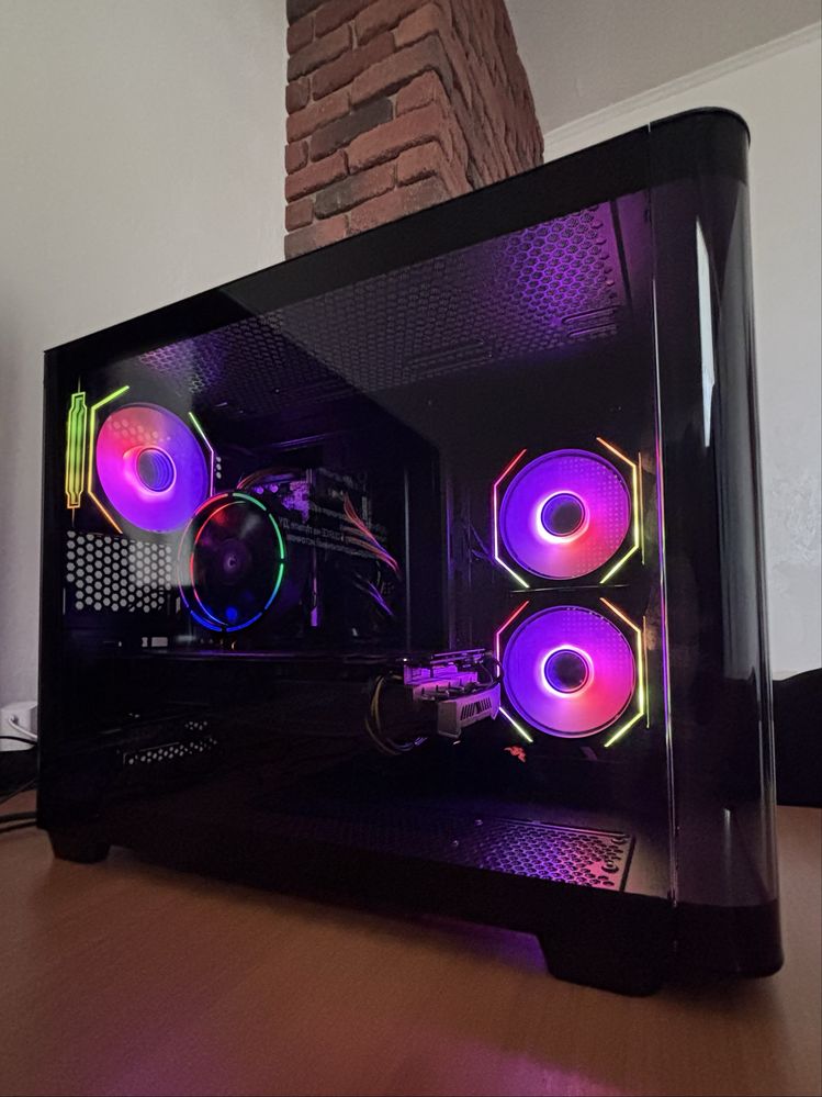 Ігровий компьютер, акваріум i5 DDR4 16 GB відеокарта RX 580 8 GB