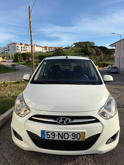 Vendo yunday i10. Um dono. Sempre em garagem.