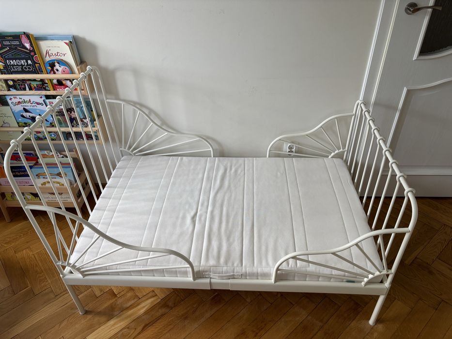 Rama łóżka Minnen białe łóżko dziecięce Ikea materac dno drewniane