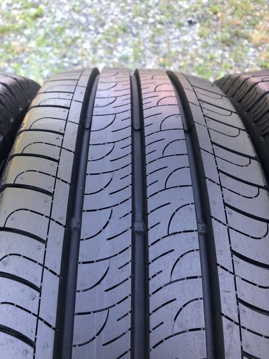 Opony GoodYear 195/60r16 C Demo