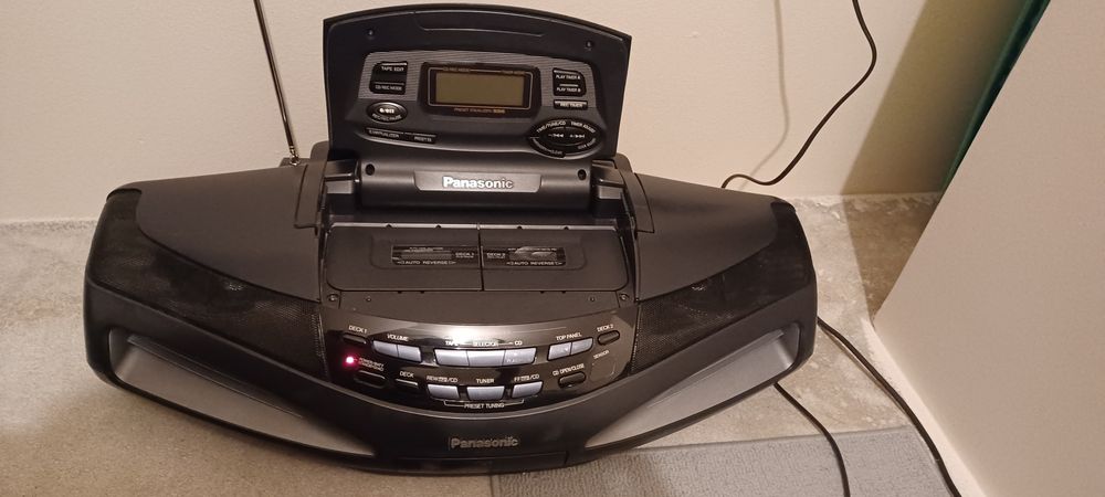 Radiomagnetofon Panasonic RX-ED77 Cobra