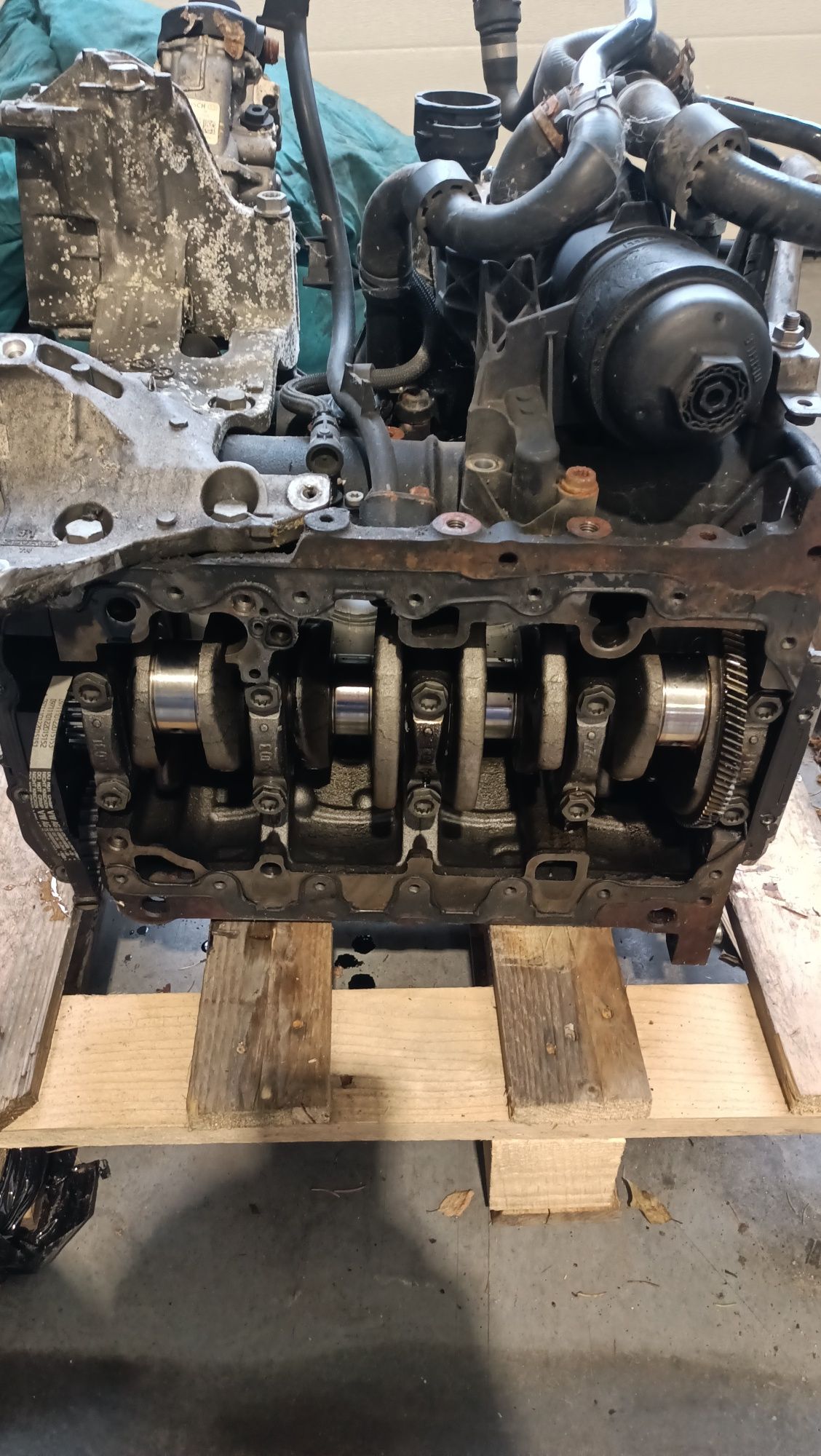 Blok silnika VAG CUNA 2.0 TDI  65000km