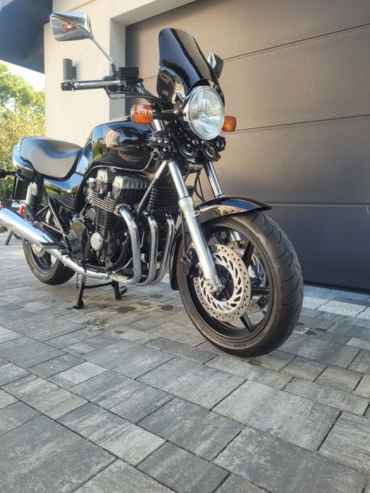 Honda cb750 seven-fifty