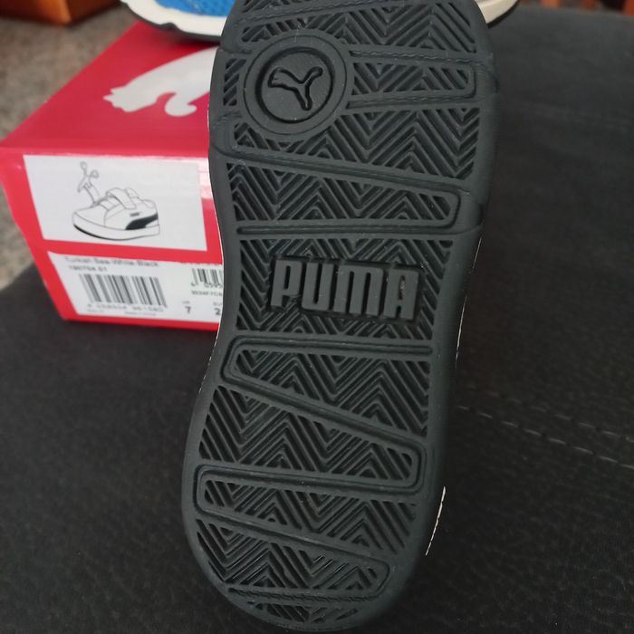 Sapatilhas puma tamanho 24