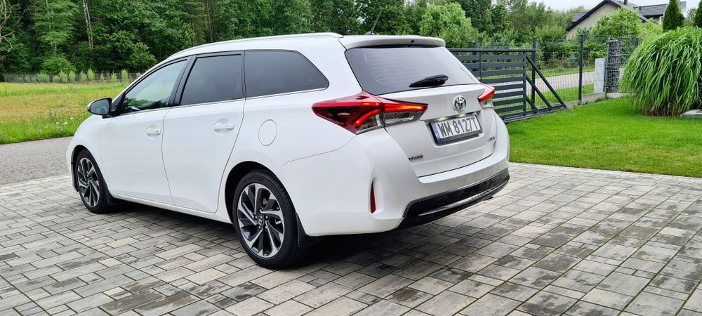 Bardzo zadbana Polski Salon Toyota Auris Kombi 1.4 D4d Touring Sports