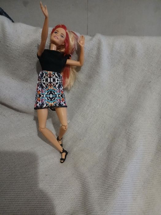 Кукла барби с подружкой