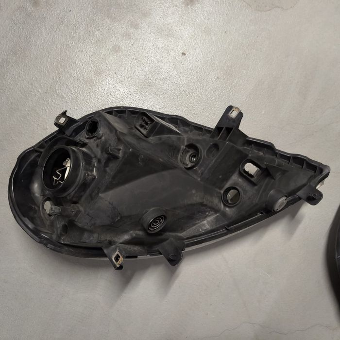 lewa + prawa lampy renault Trafic 2007 - 2014 komplet