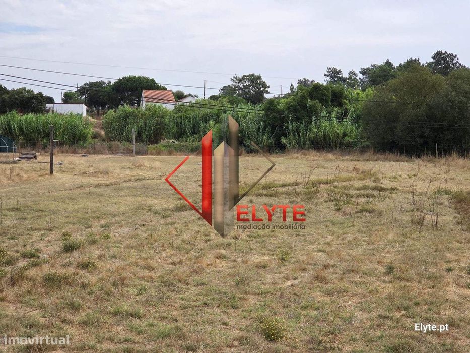 Terreno urbano em Coruche