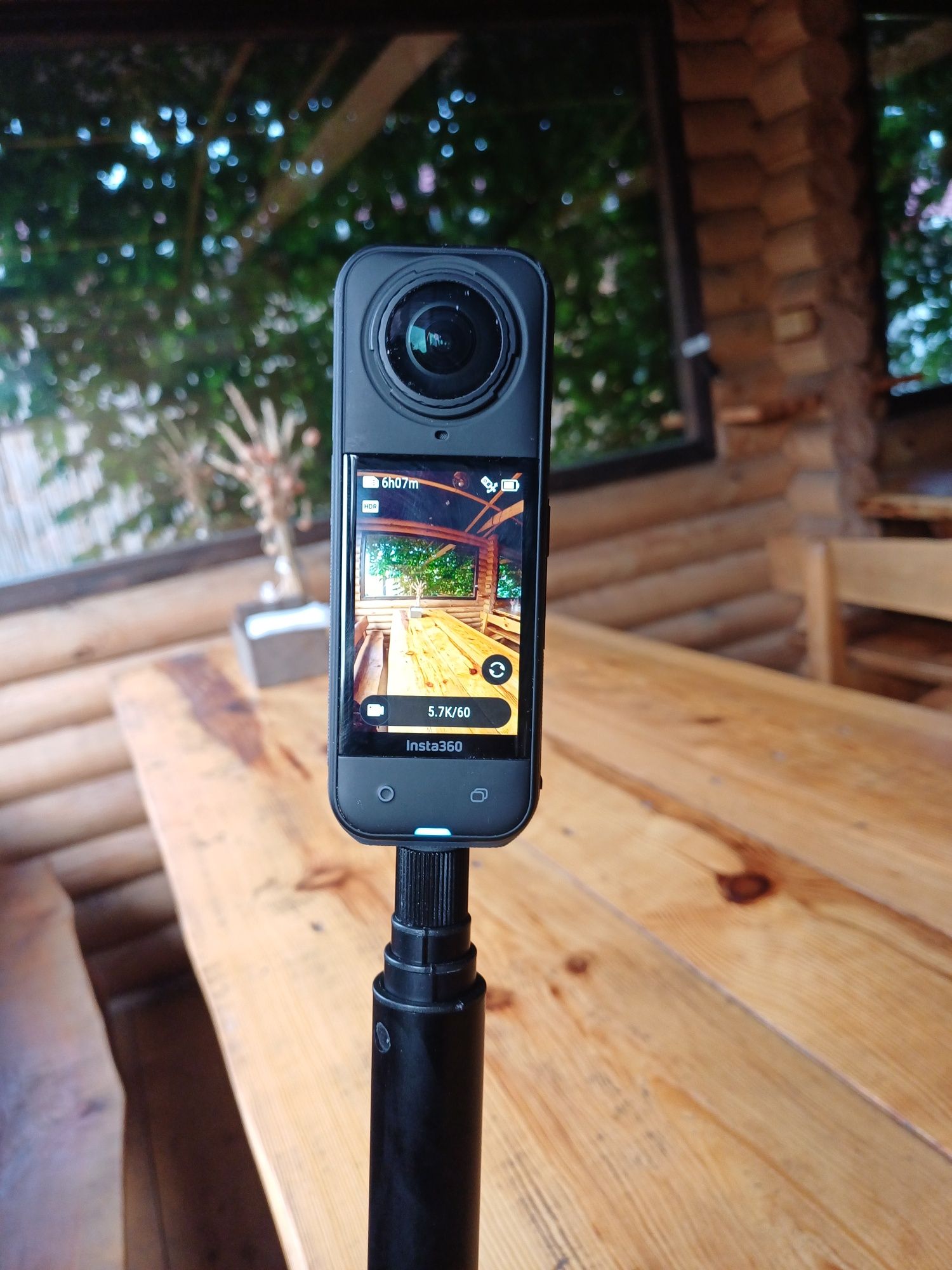 Экшн-камера Insta360 x5